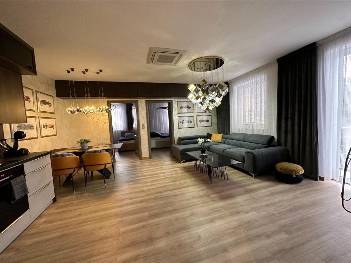 Apartmán Maťko Levice Exterior foto
